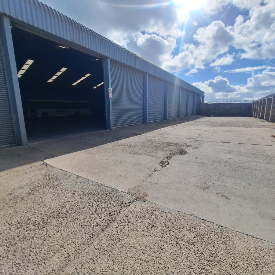 To Let Commercial Property for Rent in De Almeida Western Cape